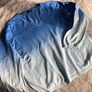 TOMMY HILFIGER BLUE OMBRE LIGHTWEIGHT COTTON V NECK SWEATER SIZE XL
